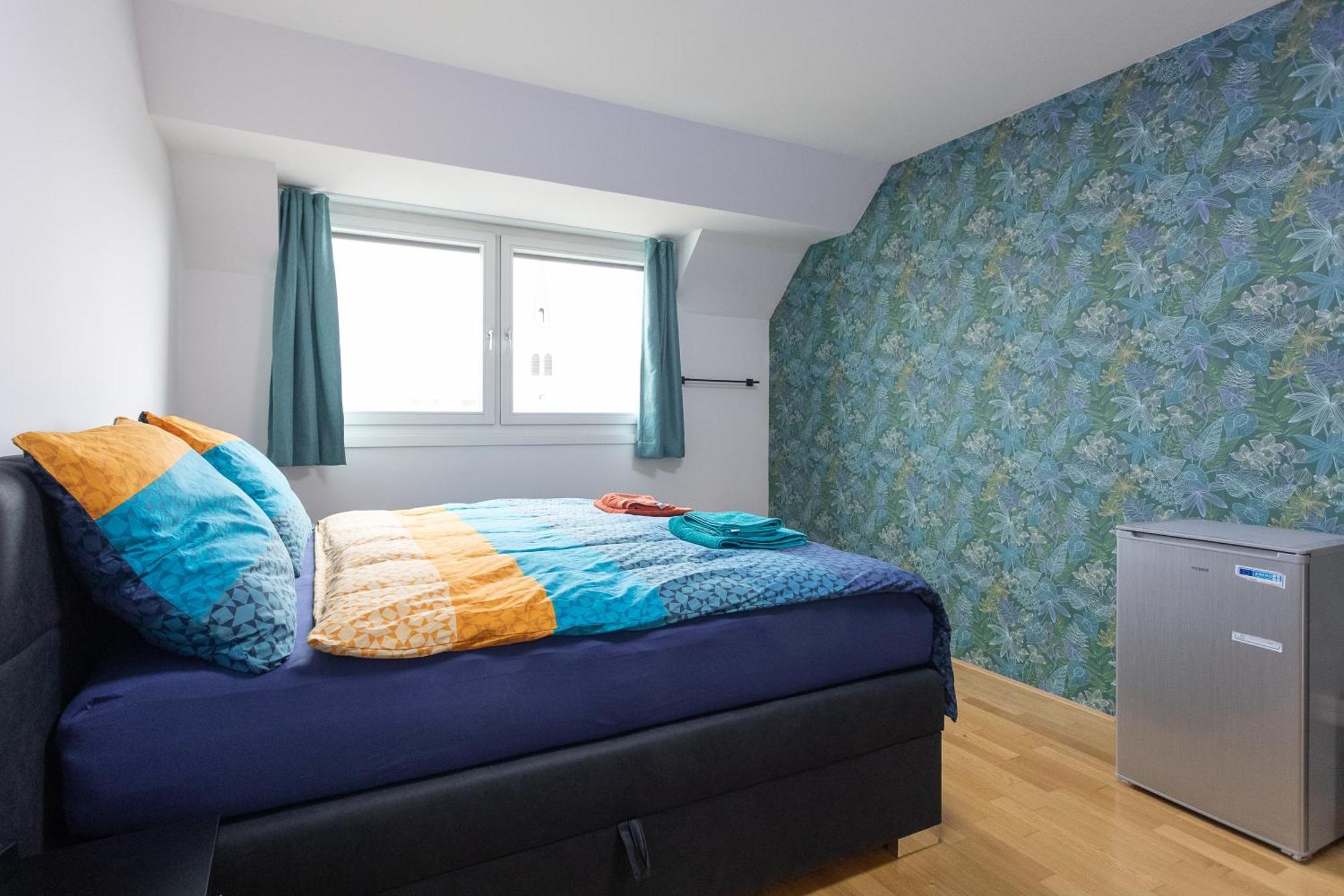 Private Room With Ac- Microwave, Personal Fridge & Metro Access - 7 Min To Center Wien Ngoại thất bức ảnh